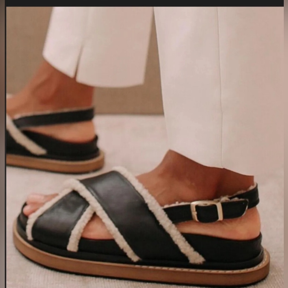 Alohas Marshmallow Shearling Sandals EU 38